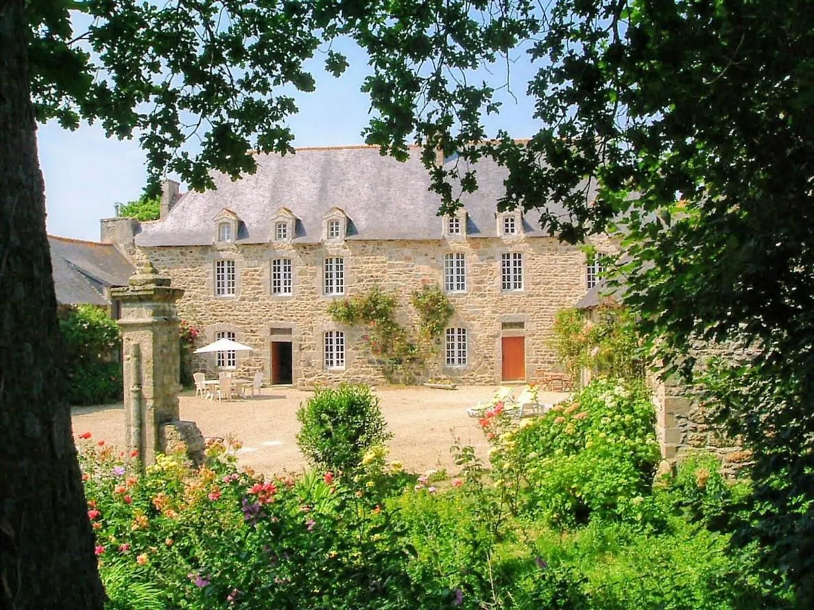 Manoir Le Cosquer contacts
